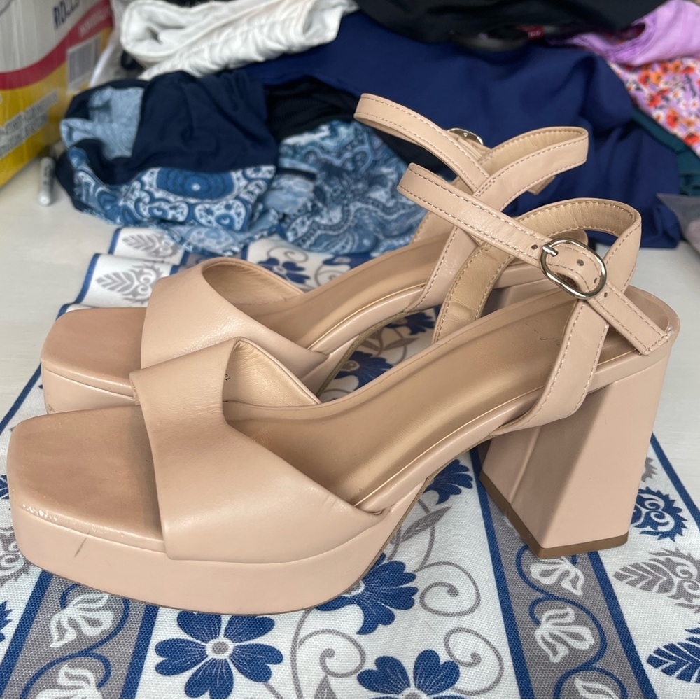 Women’s light tan platform heels. Great for pageants!